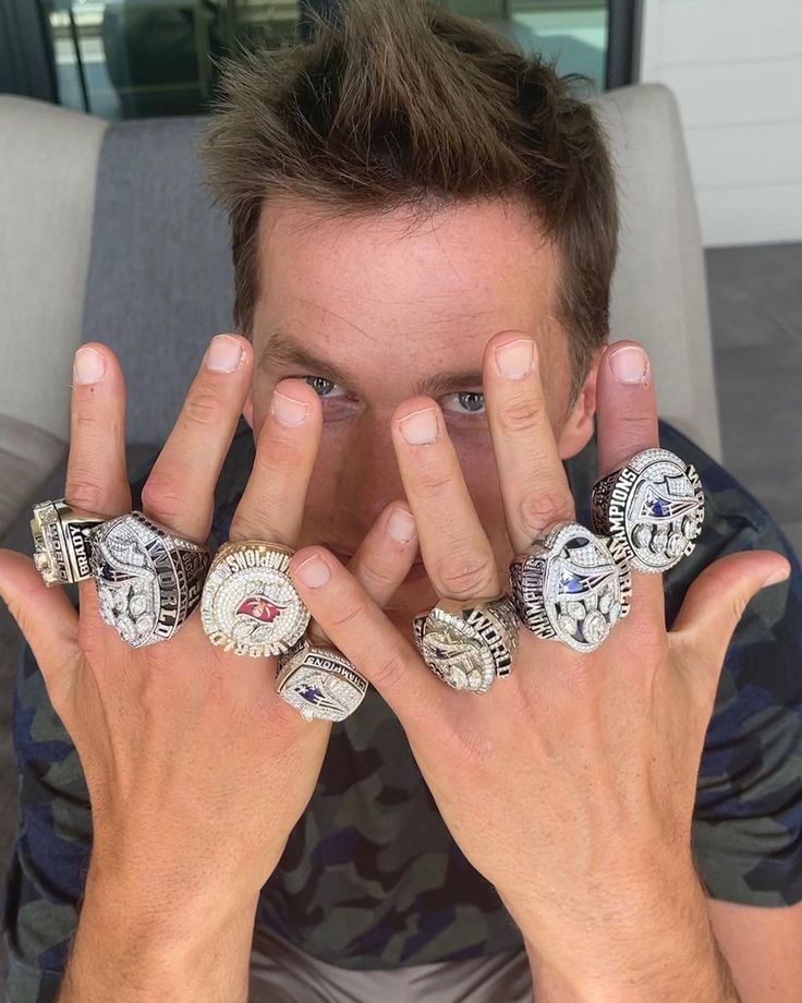 tom brady super bowl wins